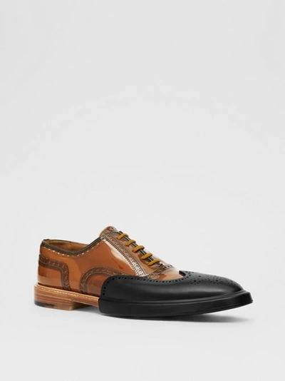 Shop Burberry Toe Cap Detail V In Brown/black