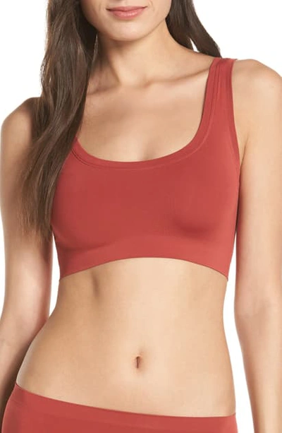 Shop Hanro 'touch Feeling' Crop Top In Rouge 1414