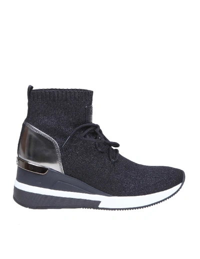 Shop Michael Kors Sneakers Skyler In Tessuto Stretch Colore Nero In Black