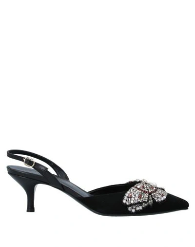 Shop Ermanno Scervino Pump In Black