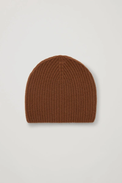 Shop Cos Ribbed Cashmere Hat In Beige