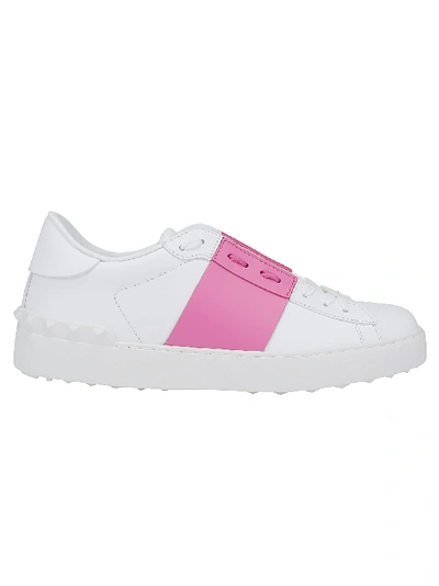 Shop Valentino Sneakers In Bianco/feminine