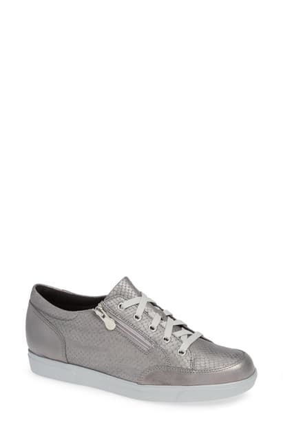 munro gabbie sneaker