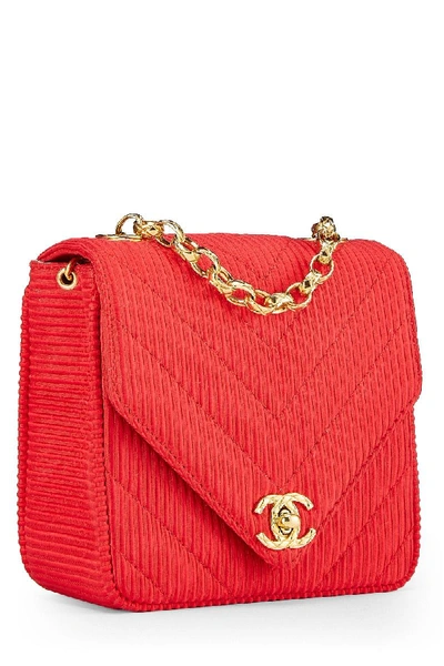 Pre-owned Chanel Red Satin Envelope Flap Mini