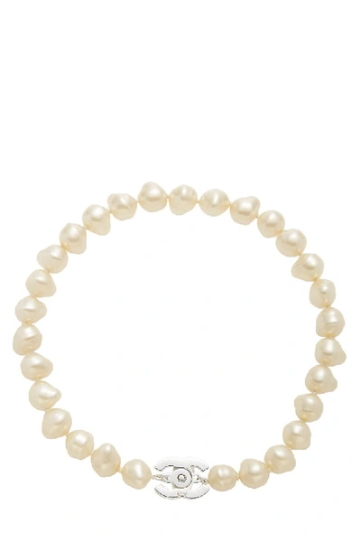 Shop Chanel White Faux Pearl 'cc' Choker