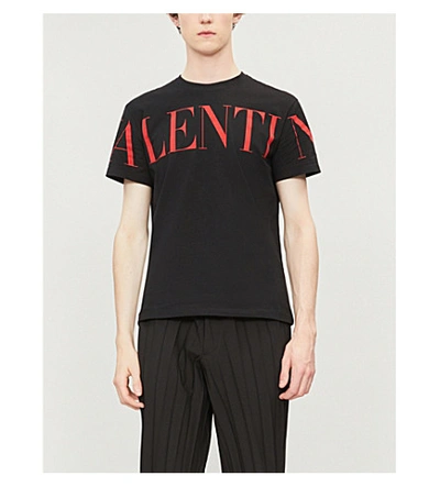 Shop Valentino Graphic Logo-print Cotton T-shirt In Black+red