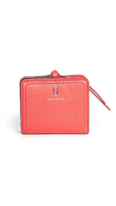 Shop Marc Jacobs Mini Compact Wallet In Geranium