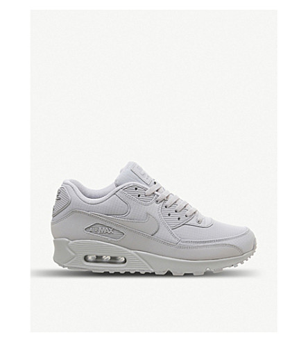 nike grey mesh trainers