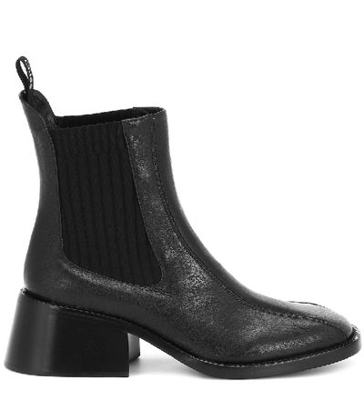 Shop Chloé Bea Leather Ankle Boots In Black