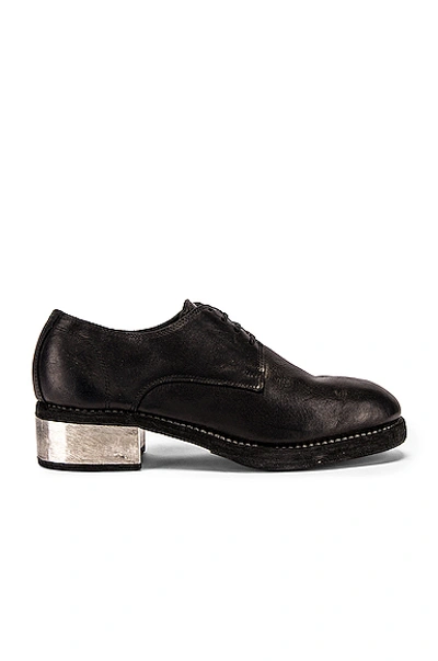 Shop Guidi Classic Derby In Black