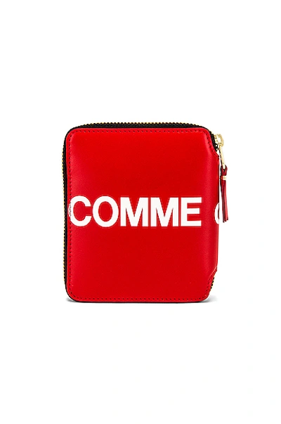 Comme Des Garçons Logo Zipped Wallet In Red