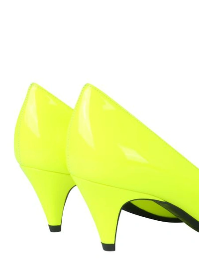 Shop Saint Laurent Pump Kiki In Yellow