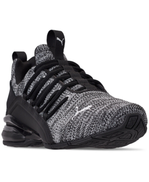 puma axelion black and white