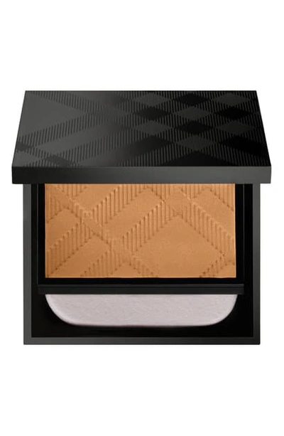 Shop Burberry Beauty Matte Glow Compact Foundation In 100 Deep Neutral