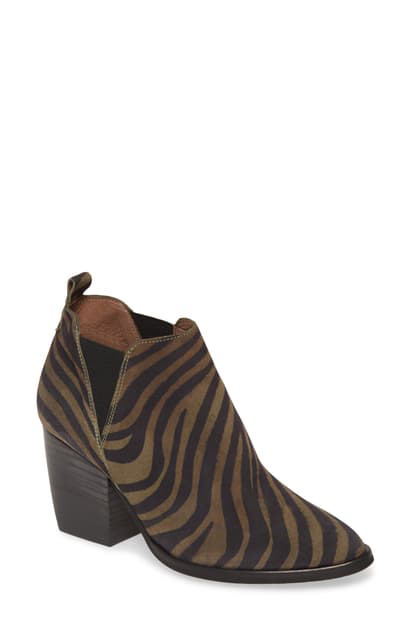 wonders chelsea boot
