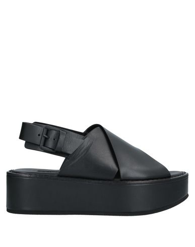 all black flatform sandals