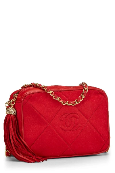 Pre-owned Chanel Red Satin Diamond Camera Bag Small