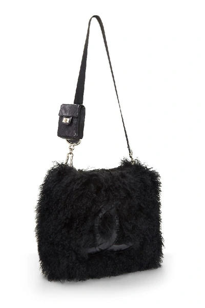 Pre-owned Chanel Black Lamb Messenger Bag
