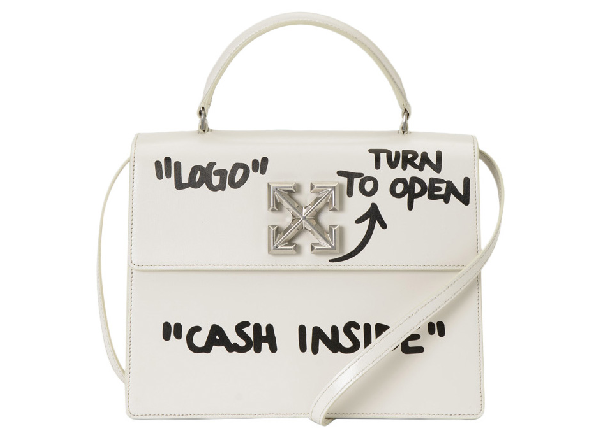 logo turn to open cash inside bag