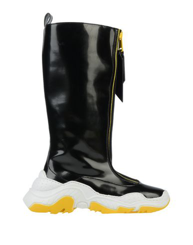 n 21 boots