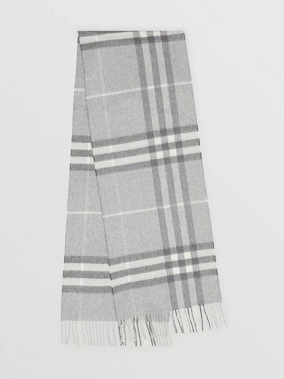 Shop Burberry The Classic Check Cashmere Scarf In Pale Grey