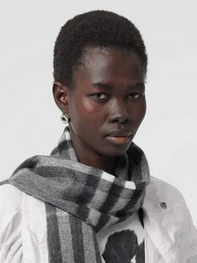 Shop Burberry The Classic Check Cashmere Scarf In Grey