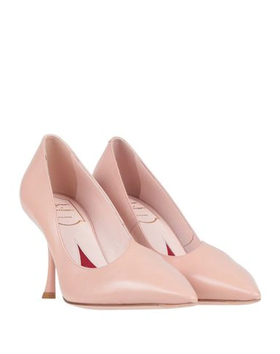 Roger Vivier Pump In Pink