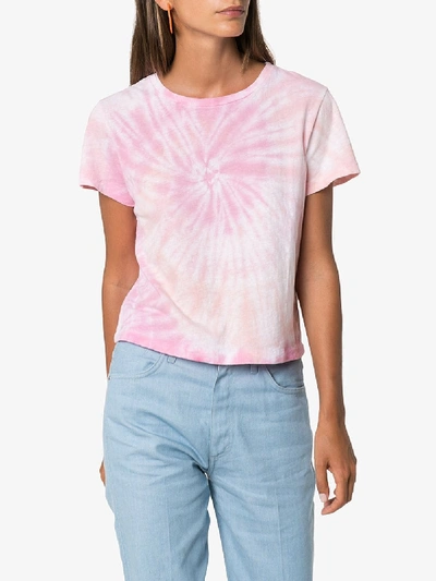 Shop Re/done Classic Tee Tie-dye Crop T-shirt In Pink
