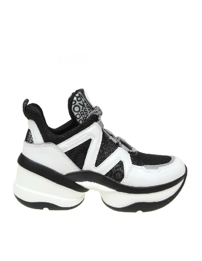 Shop Michael Kors Sneakers Olympia Trainer White And Black Color