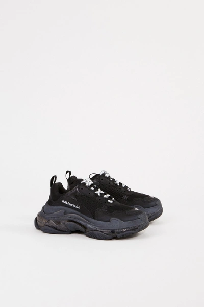 Shop Balenciaga Sneaker 'triple S' Black