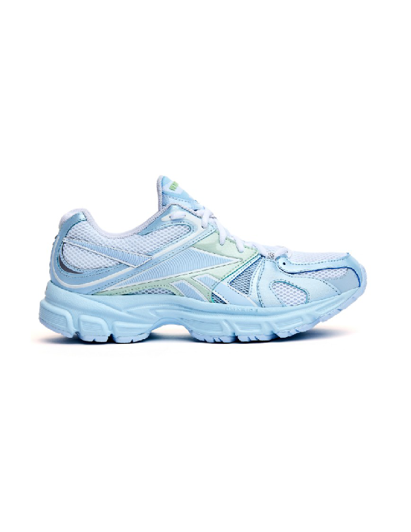 vetements spike runner 200