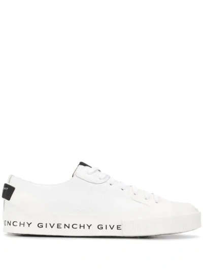 GIVENCHY LOGO PRINTED TENNIS SNEAKERS - 白色