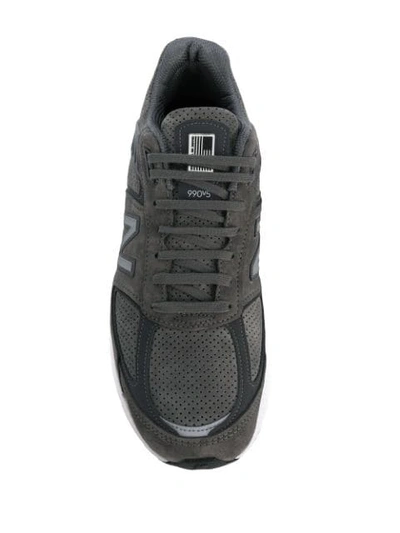 Shop New Balance Sneakers Mit Logo-patch In Grey