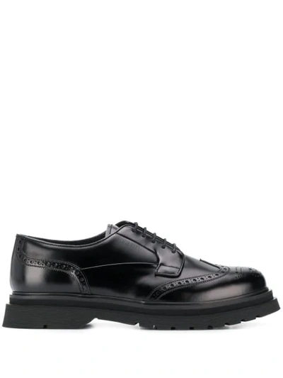 Shop Prada Klassische Derby-schuhe In Black