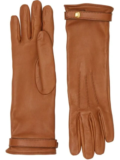 Shop Burberry Handschuhe Aus Lammleder In Brown