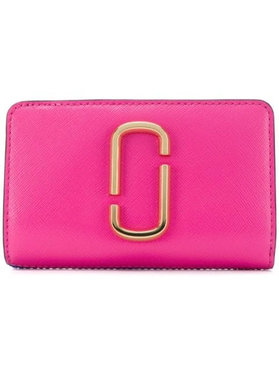 Shop Marc Jacobs Snapshot Compact Wallet - Pink