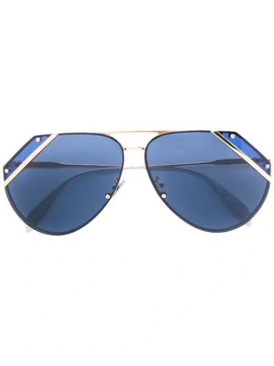 Shop Alexander Mcqueen Eyewear Cut Lense Aviator Sunglasses - Metallic