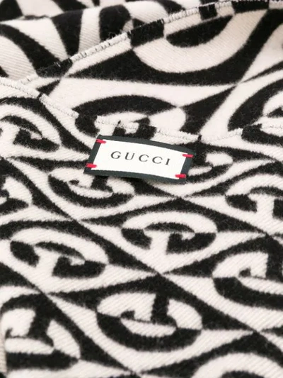 Shop Gucci Logo Intarsia Scarf In Black