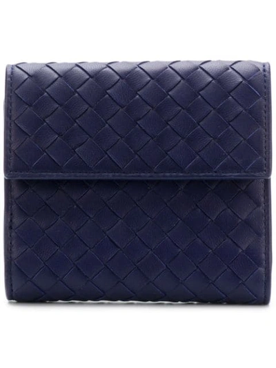 Shop Bottega Veneta Intrecciato Flap Wallet - Blue