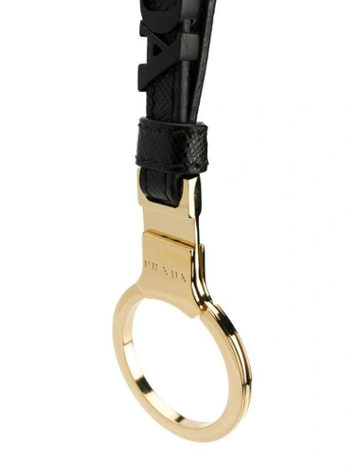 PRADA LOGO PLAQUE KEYRING - 黑色