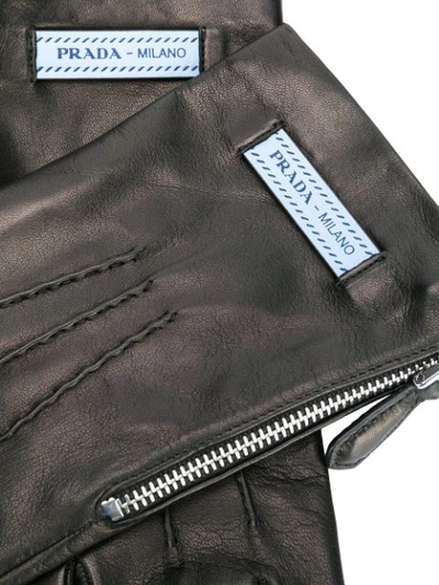 PRADA ZIPPED LOGO GLOVES - 黑色