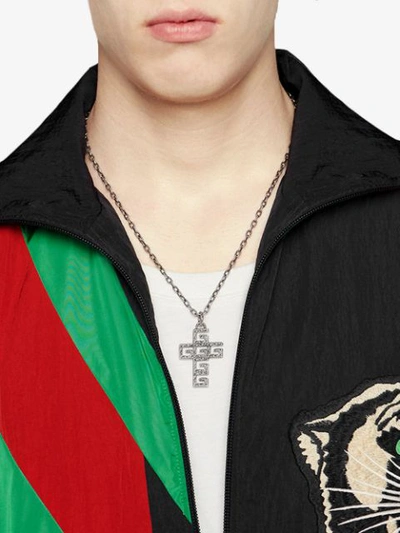 GUCCI SMALL CROSS NECKLACE - 银色