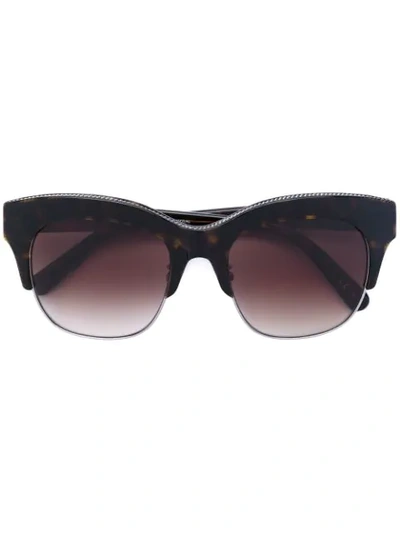 Shop Stella Mccartney Eyewear Sonnenbrille Mit Zierkette - Braun