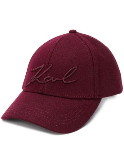 Shop Karl Lagerfeld 'signature' Baseballkappe In 505