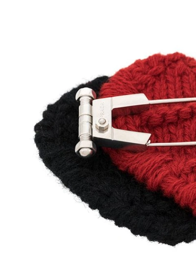 PRADA KNITTED HEART BROOCH - 黑色