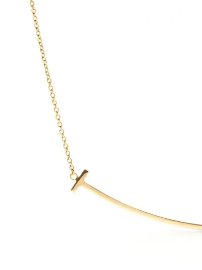 Shop Tiffany & Co 18kt Yellow Gold Tiffany T Smile Pendant Necklace In Metallic
