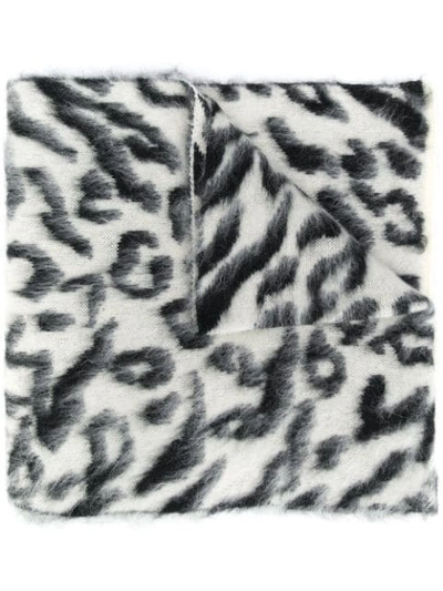Shop Moschino Leopard Intarsia Scarf In White