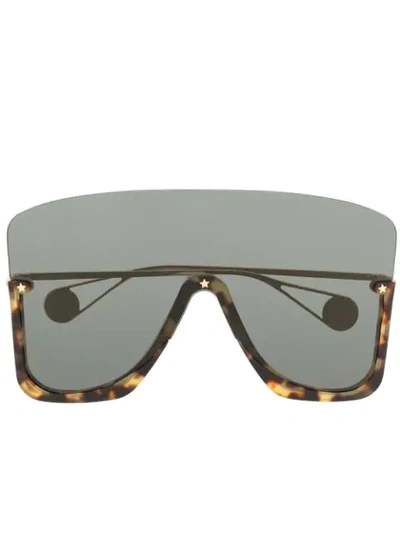 Shop Gucci Oversized Aviator Sunglasses In Gold