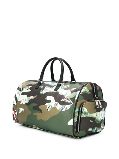 Shop Sprayground Reisetasche Mit Camouflage-print In Green