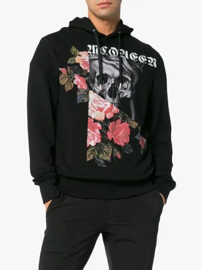 Shop Alexander Mcqueen Sweatshirt Mit "skull And Rose"-print In Black